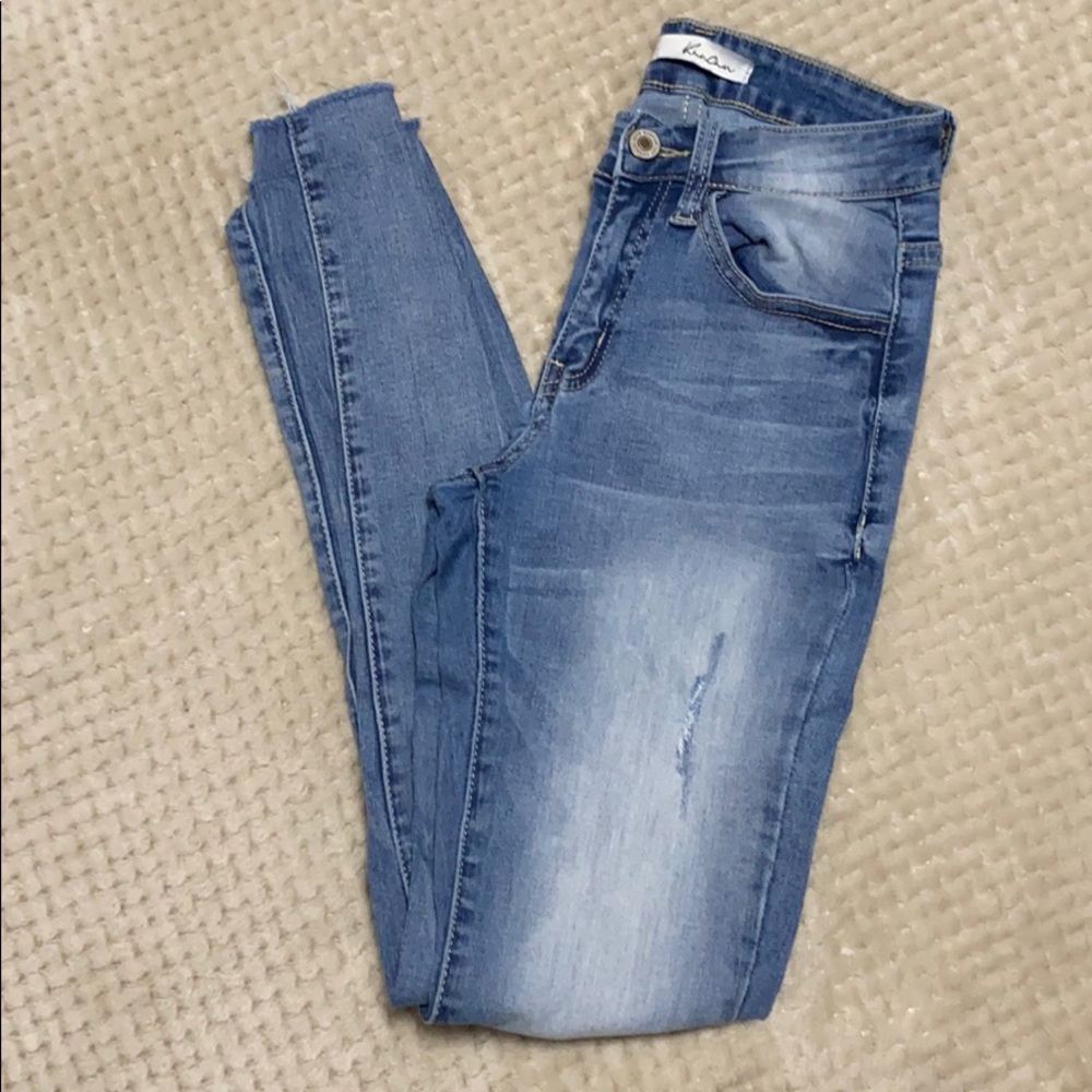 KanCan Destructed Ankle Skinny